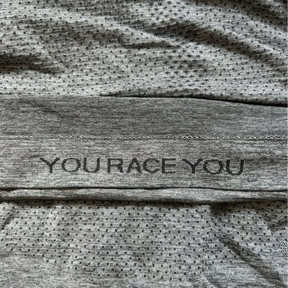 *SOLD*Lululemon Swiftly Tech Racerback Tank Size 8 - Picture 8 of 8